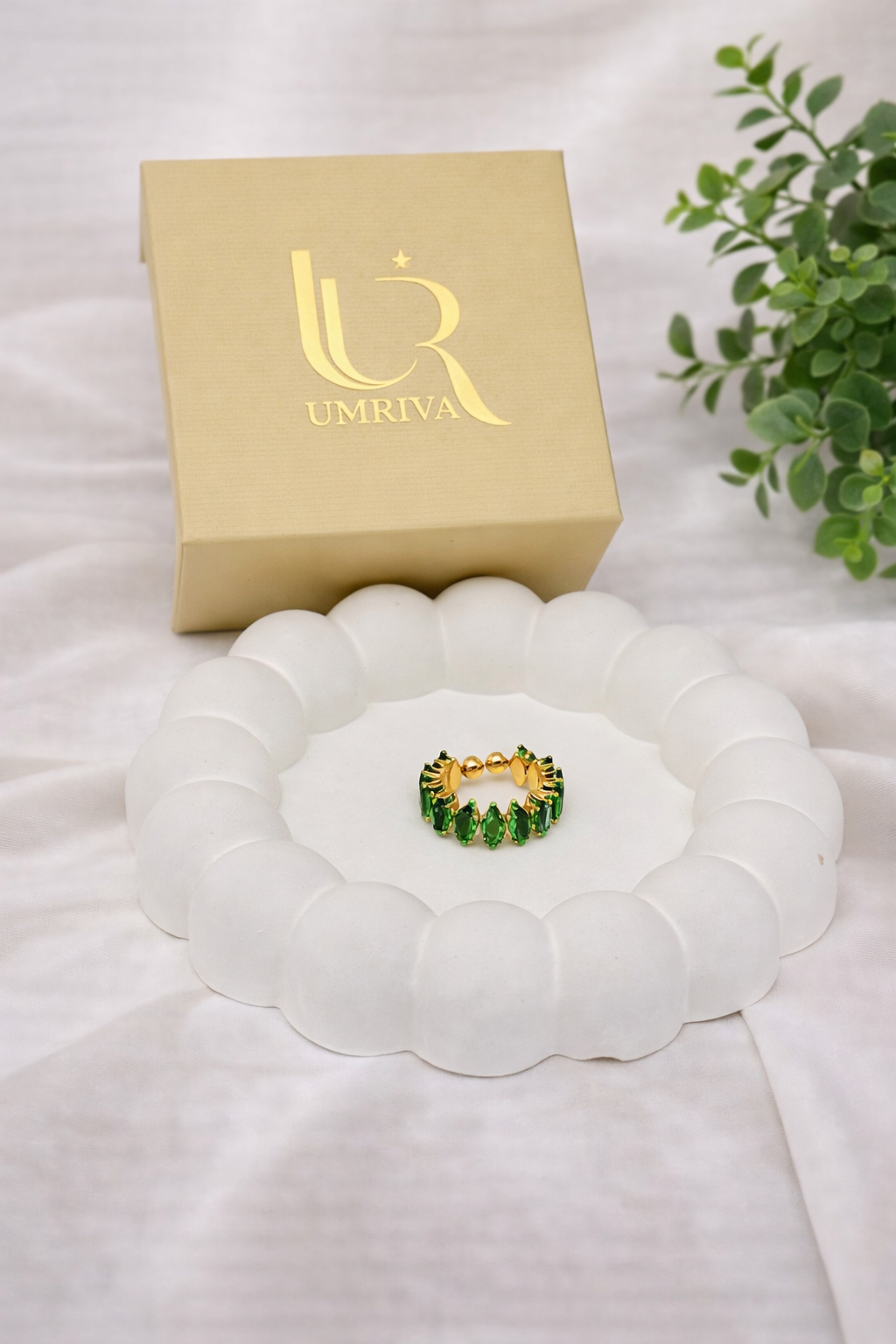 Green Stone Line Band Ring