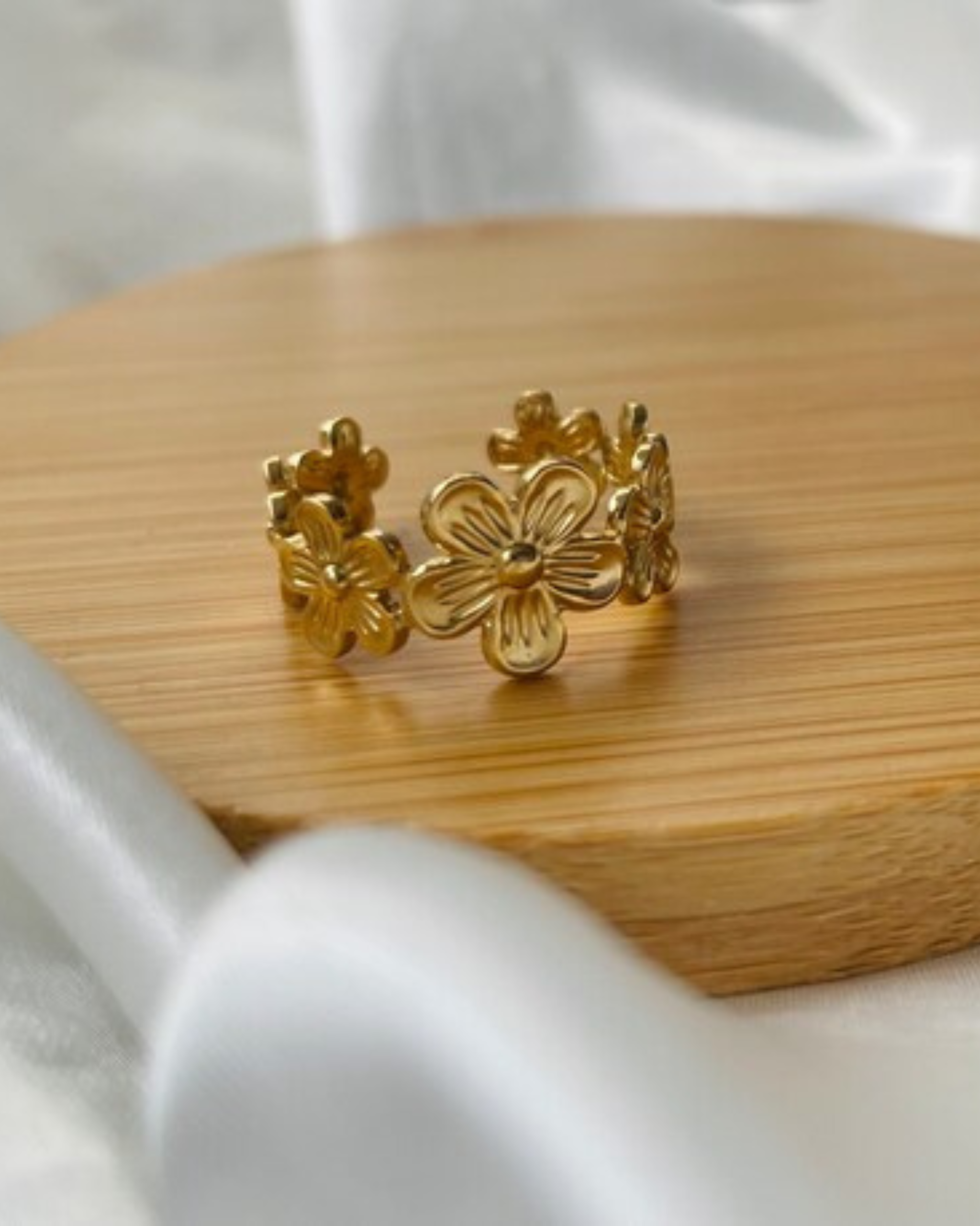 Floral Cluster Ring - Image 2