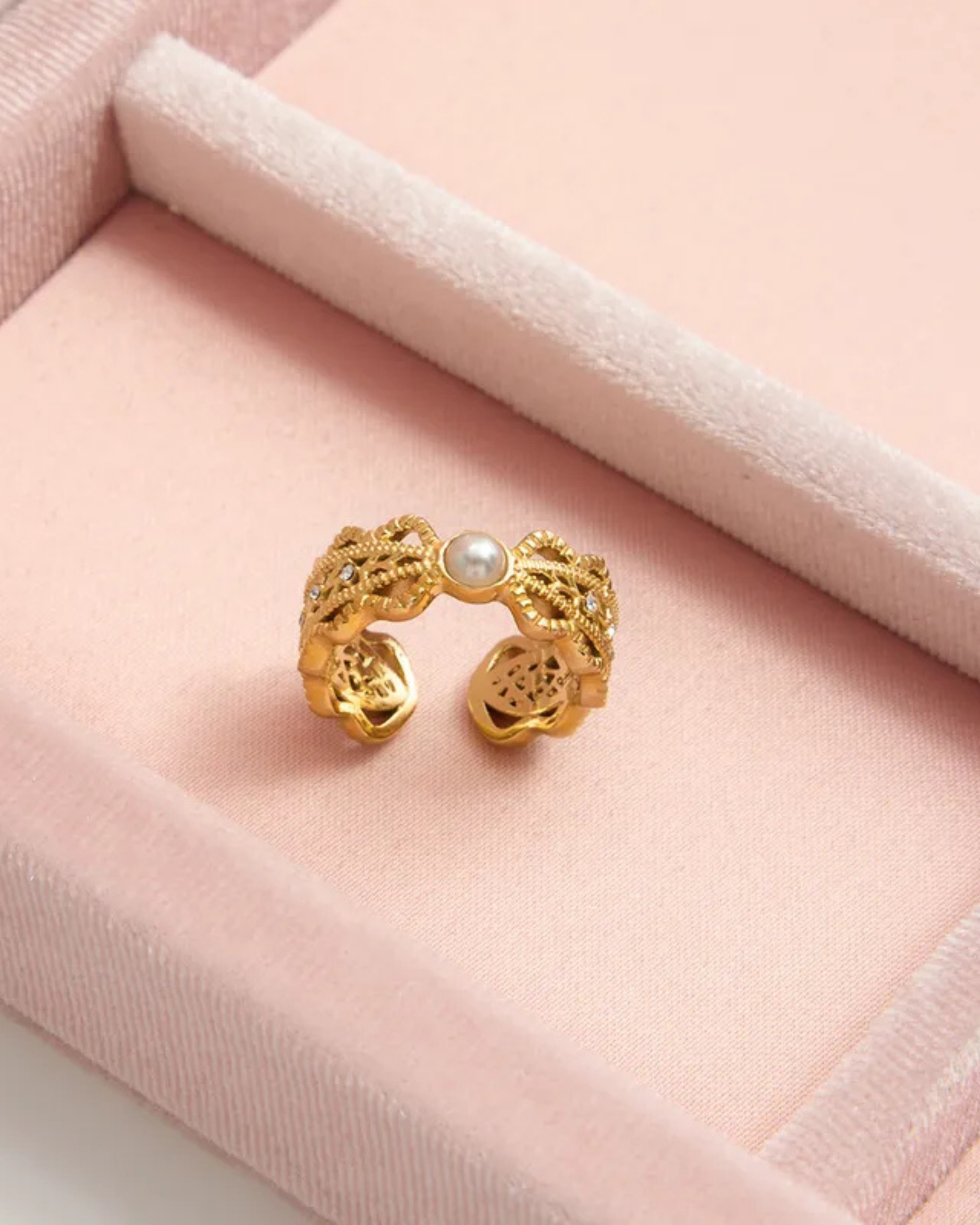Pearl Lace Statement Ring - Image 3