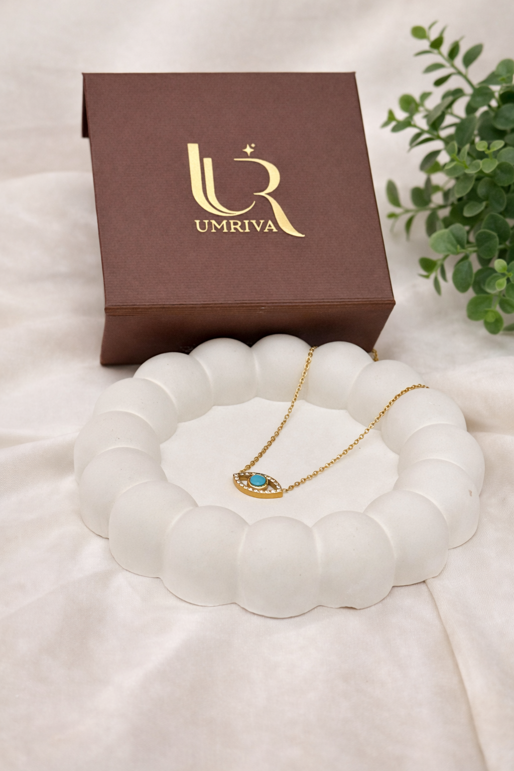 Noor Gaze Pendant - Image 4