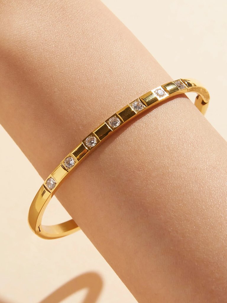 Minimal Stone Bracelet