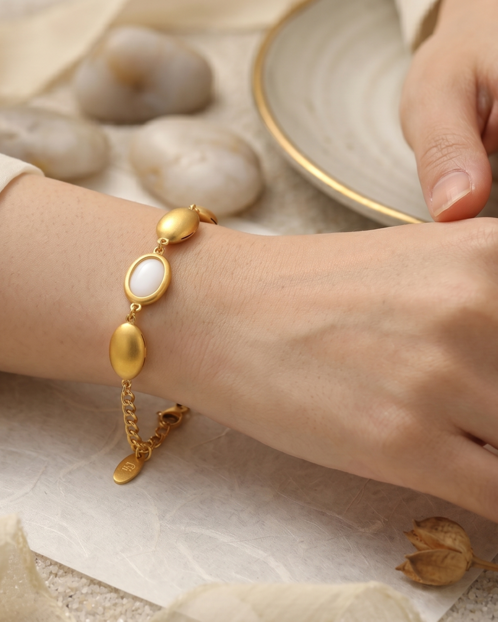 Oval Crystal Link Bracelet