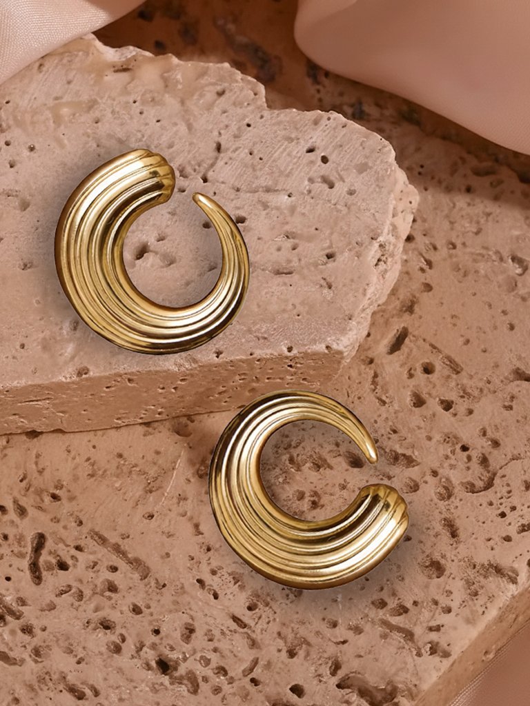 Solène Curve Earrings - Image 4