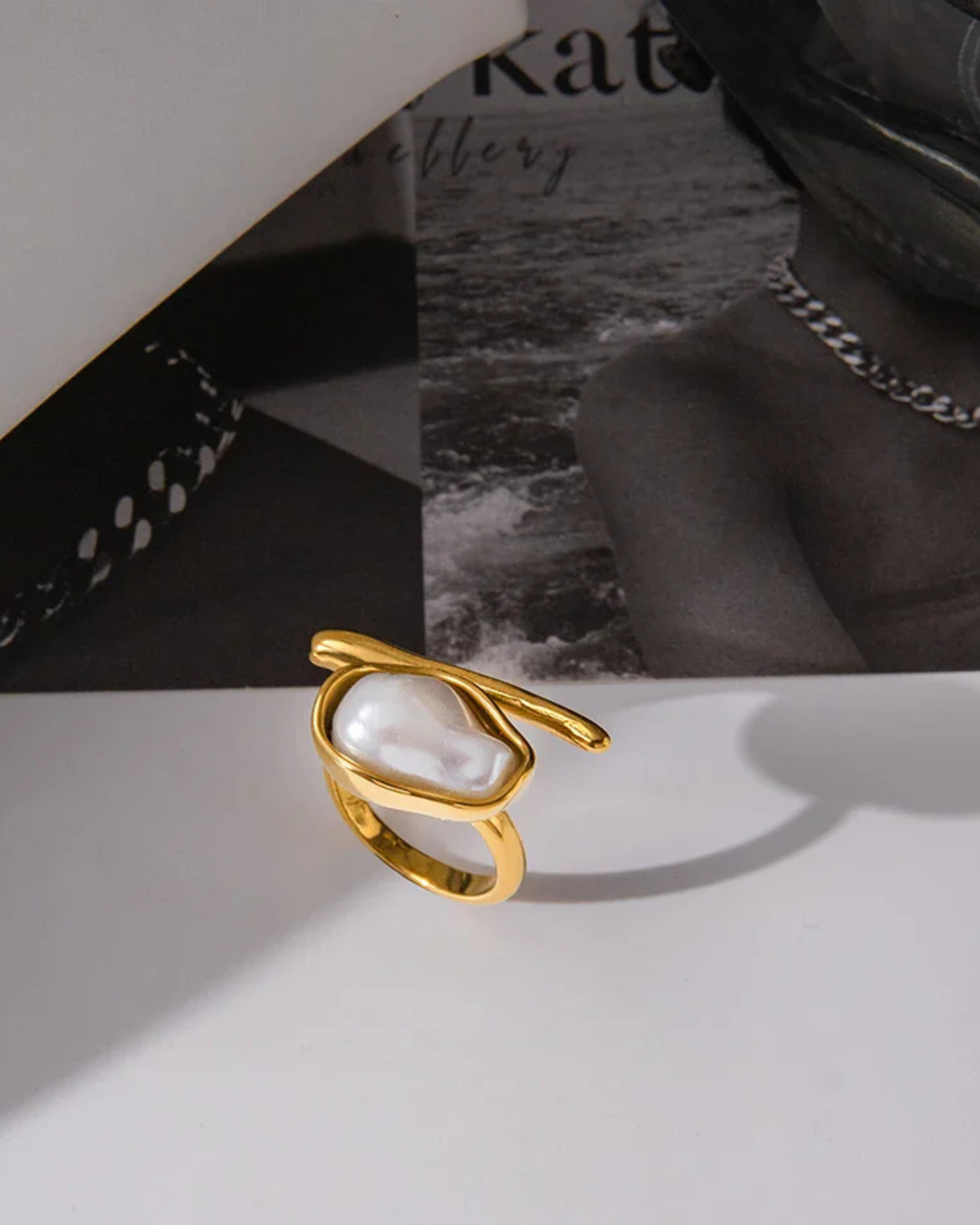 Pearl Contour Ring - Image 3