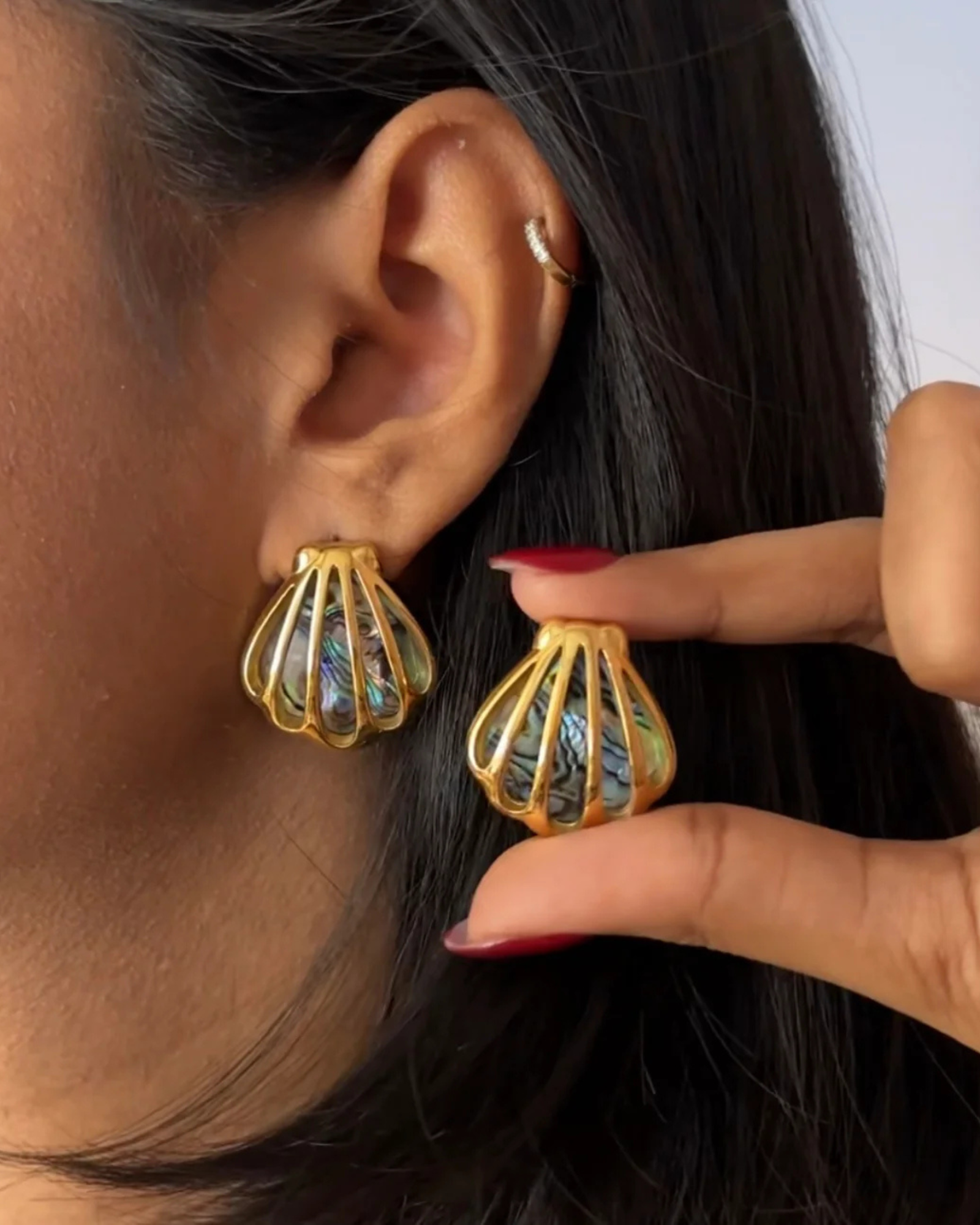 Emerald Shell Earrings