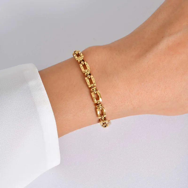 Twisted Chain Bracelet - Image 2